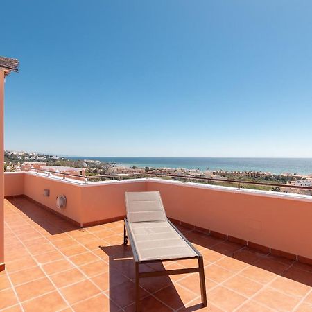 2242-Amazing Penthouse 2Terraces Sea View Apartment Casares Bagian luar foto