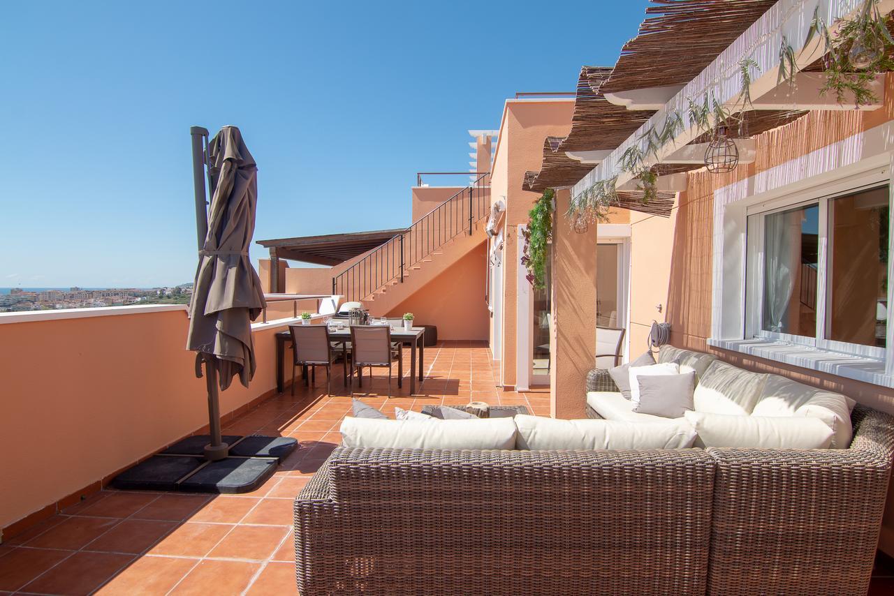 2242-Amazing Penthouse 2Terraces Sea View Apartment Casares Bagian luar foto