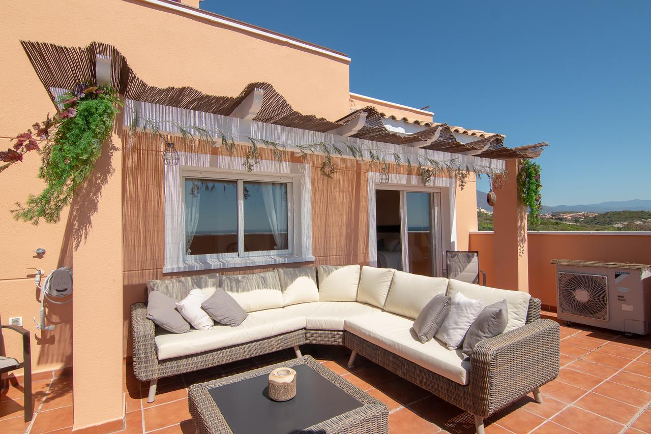 2242-Amazing Penthouse 2Terraces Sea View Apartment Casares Bagian luar foto